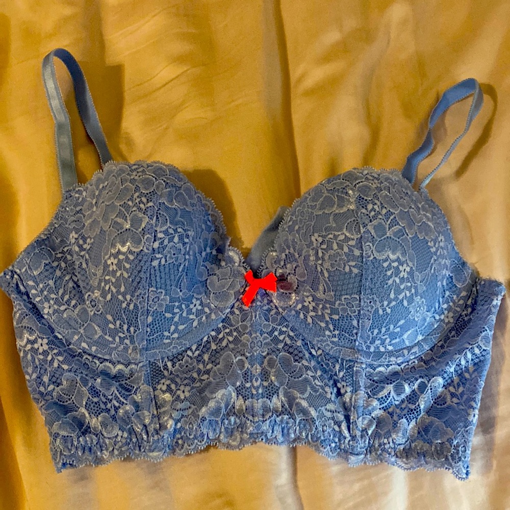 Victoria’s Secret 36C lace push up bra